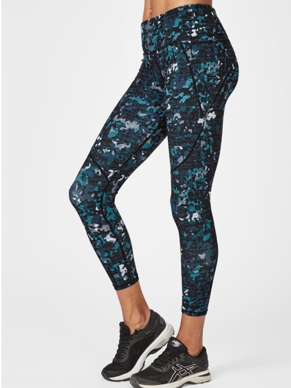 Sweaty Betty Teal & Black The Power 7/8 Legging and Matching Sweaty Betty Tank